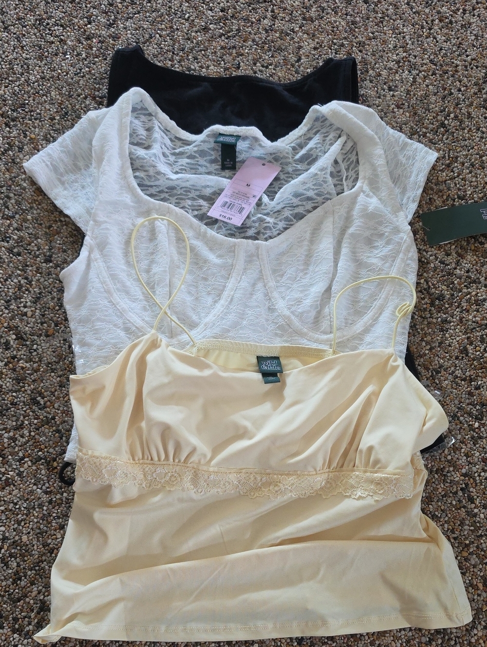 3 Wild Fable‎ Tops, Size Medium